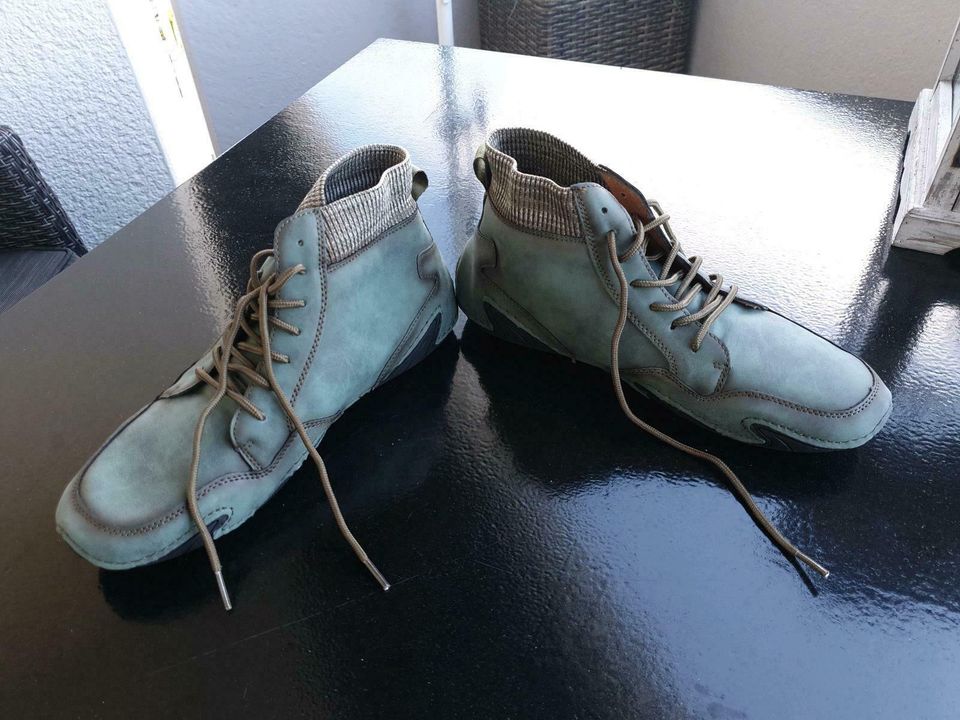 Herrenschuh Schuh Schuhe Gr. 43 Sneaker vintage in Radevormwald