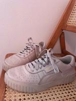 Puma Cali Sneakers Flieder lila Kr. Dachau - Petershausen Vorschau