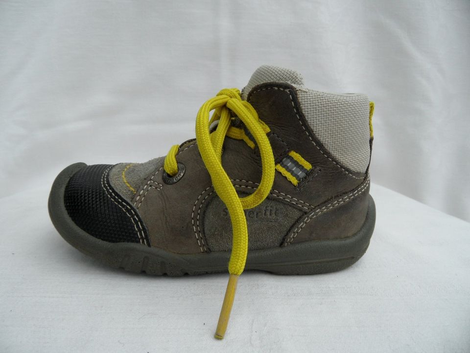 Superfit Lauflerner Schuhchen "NEU" 2x kurz getr. Flexsohle Gr.21 in Halle