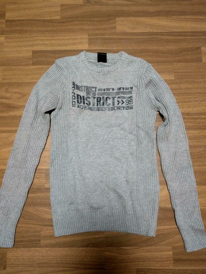 Pulli XS für Jungs in Schöntal