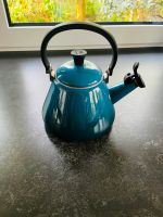 Le Creuset Kone Wasserkessel 1,6l mit Pfeife in blau Kreis Pinneberg - Wedel Vorschau