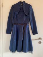 Etuikleid mit Bolero blau changierend Gr M Niedersachsen - Fredenbeck Vorschau