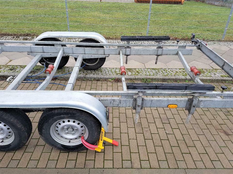 Trailer mieten in Berlin, Motorboot,Bootsanhänger 3500 kg-bis7,5m in Berlin