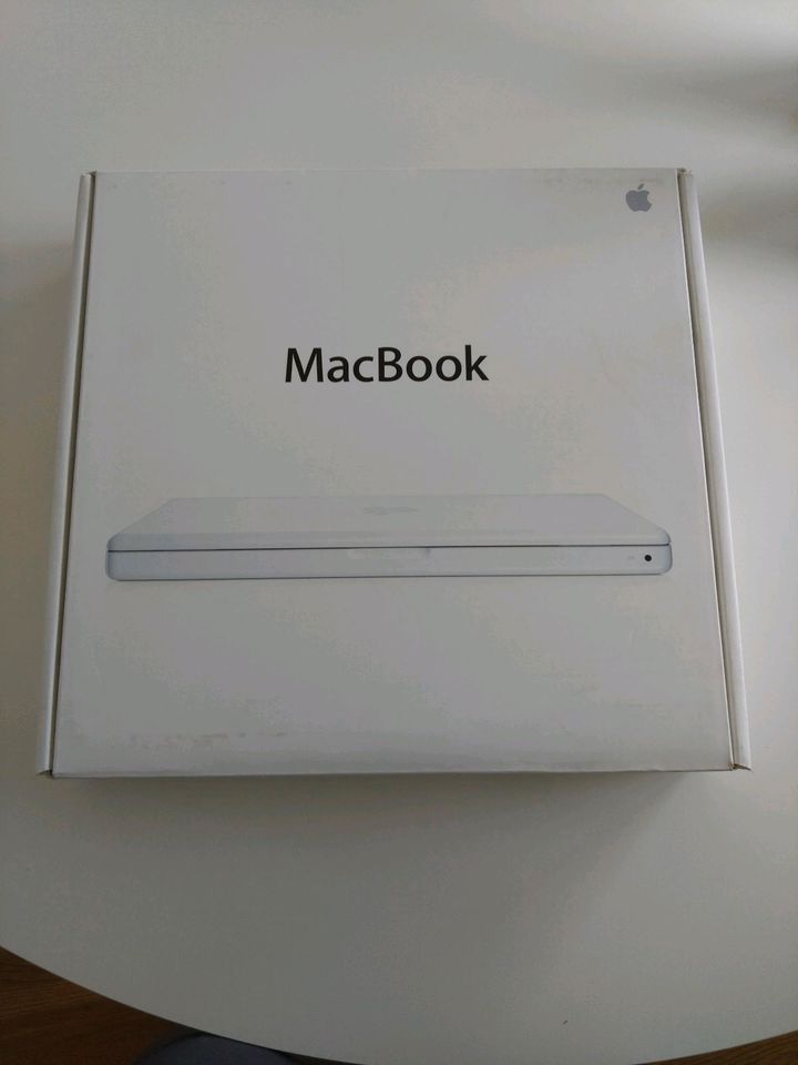 Apple MacBook 13" 2007 in Wachtberg