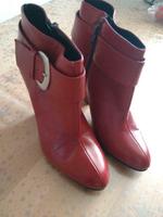 Stiefeletten von apart, gr. 39, rot Kr. Altötting - Emmerting Vorschau