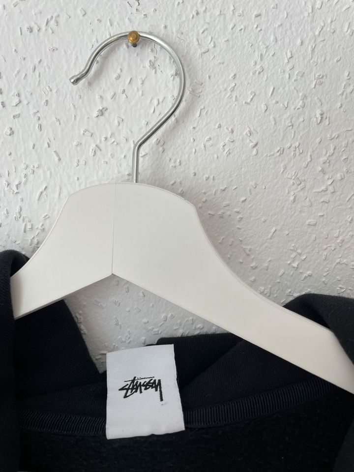 Nike X Stüssy Sweatjacke/ Zip Jacke Schwarz Größe L in Bremen