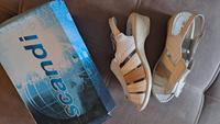 Scandi Damen Sommerschuhe Schuhe Leder beige Gr.39 Thüringen - Schimberg Vorschau