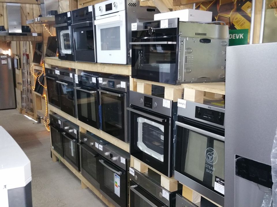 9kg 10kg 12kg 15kg 17kg 18kg Waschmaschine NEU als B-Ware groß 9 kg 10 kg 12 kg 15 kg 17 kg 18 kg Miele LG Samsung AEG Siemens usw. auch für Gewerbe Pension Gastro Pferde Decken Pferdedecken etc. XXL in Wolfhagen 