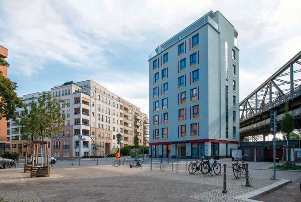 Berlin Friedrichstadt Palast Ticket und 2 Nächte Hotel ab 209€ in Vaihingen an der Enz