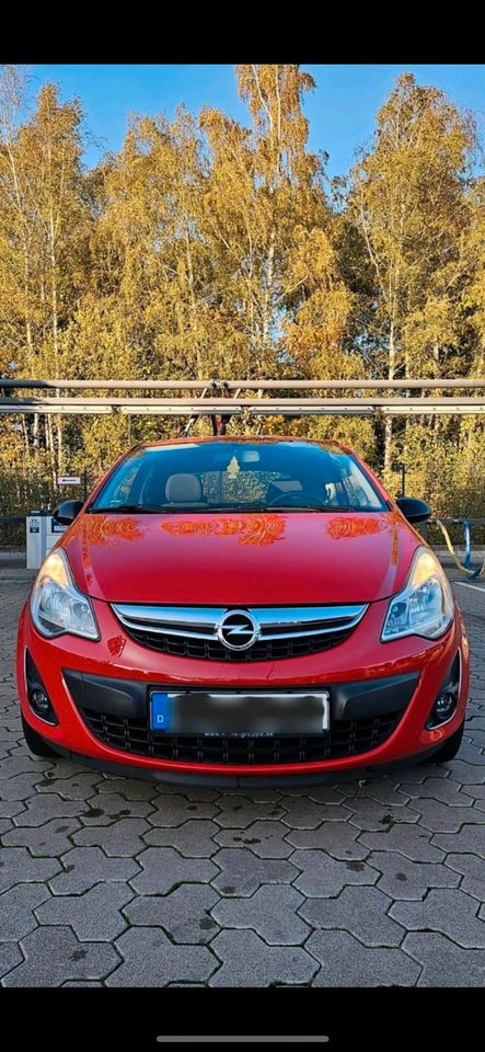 Opel Corsa D Facelift  Sport 1,4 87 PS ( 126000km) in Dortmund