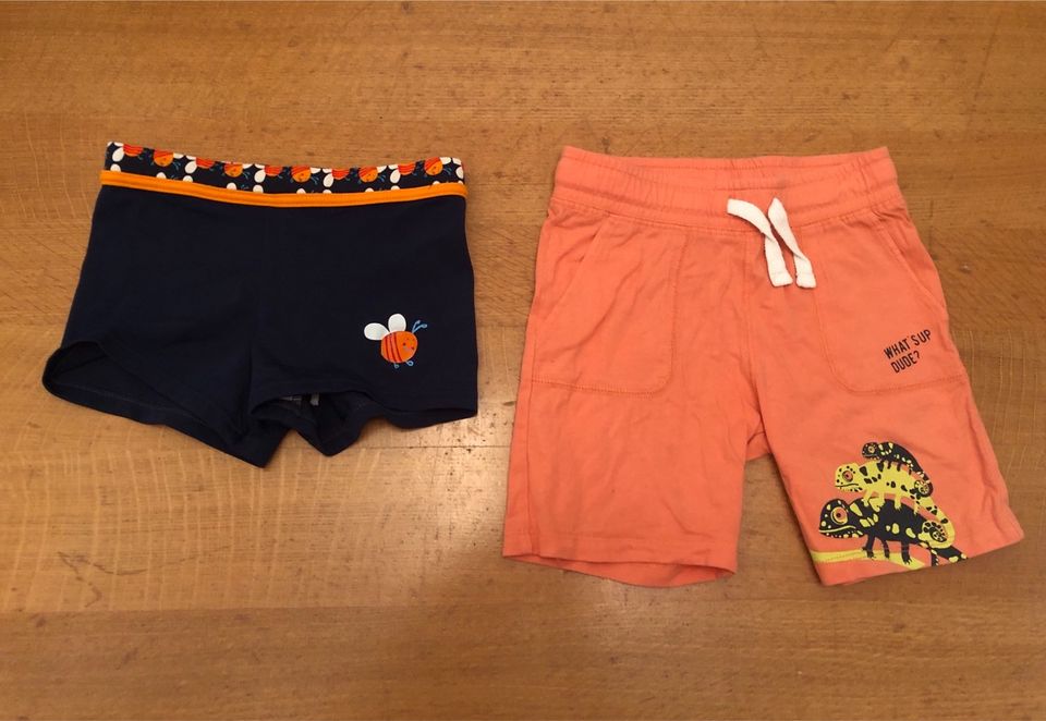 Kurze Hosen Shorts Badehose 80 86 98 104 in Leipzig