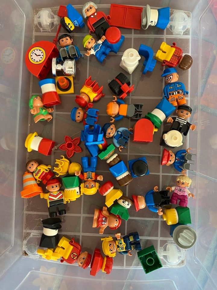 Lego Duplo, viele Teile , Zoo, Züge,… in Lünen