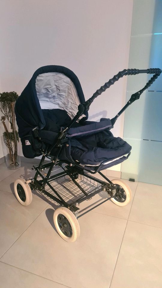 Streng Kinderwagen blau Retro 90er Jahre Alu + Zubehör in Emmering