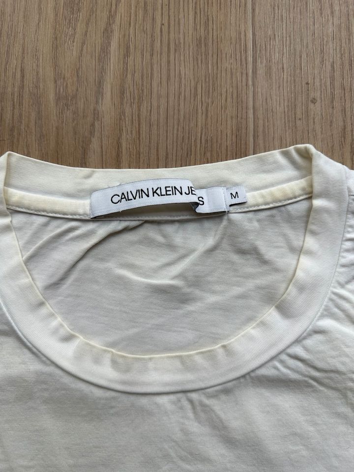 Calvin Klein Jeans Tshirt M in Berlin