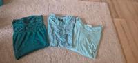 Set Bekleidungspaket 3 Tshirts Gr . 36 / 38 grün Schleswig-Holstein - Reinbek Vorschau