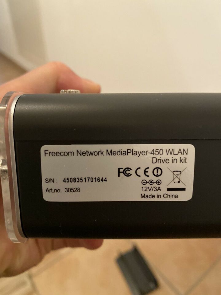 Freecom 450 WLAN Mediaplayer mit HDD in Feldkirchen-Westerham