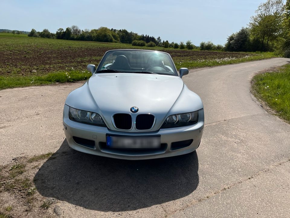 Gepflegter und unverbastelter BMW Z3 Facelift, HU/AU 7/25 in Grünberg