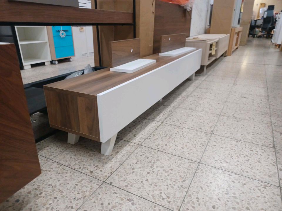 Kommode TV Wohnzimmerschrank TV Wandregal Möbel UVP 189€ in Schwalmstadt