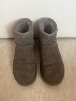 Uggs in Grau Hessen - Darmstadt Vorschau