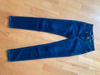 Levi’s Jeans Slight Curve Skinny W24 L32, dunkelblau, fast neu! Bayern - Weißenburg in Bayern Vorschau