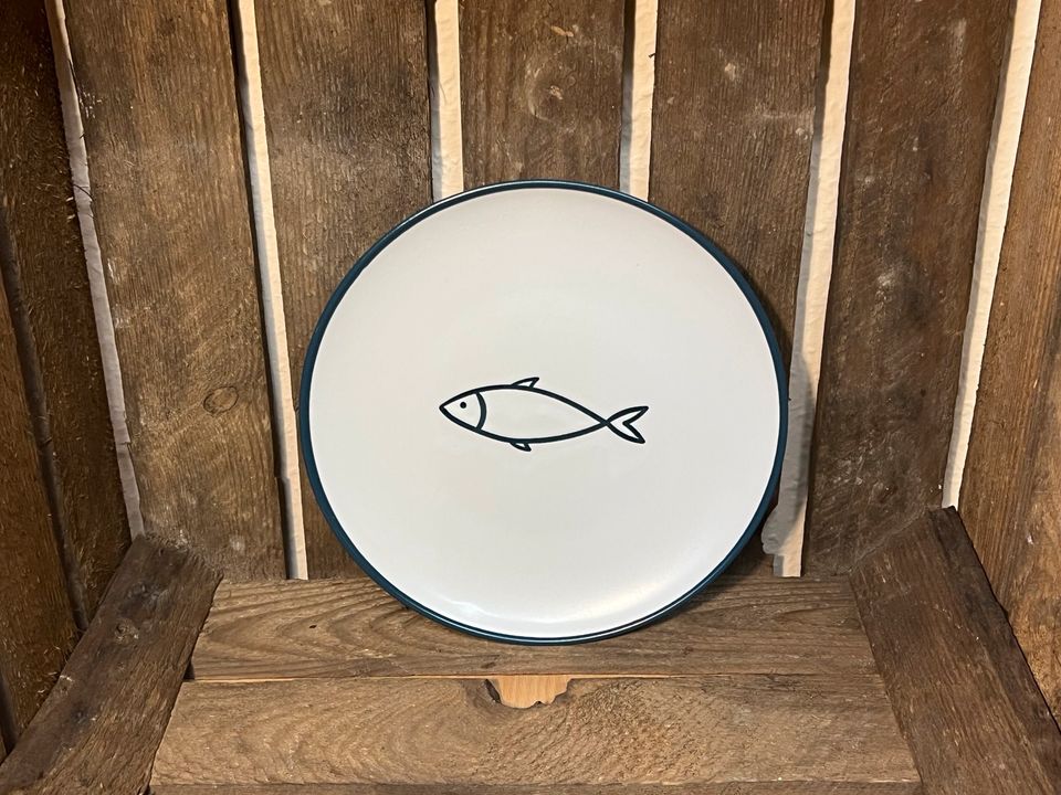 Teller maritim 20cm / 27cm mit Anker Steuerrad und Fisch Geschirr in Meppen