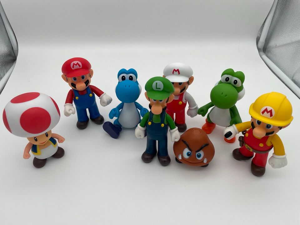 Super Mario Figuren *Neu* in Neumünster