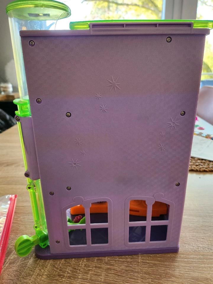 Originales Polly Pocket Apartment, Friseur, Cafe, mechanisch, Set in Hanau