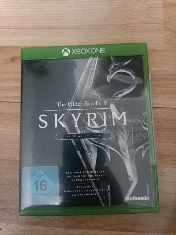 The Elder Scrolls V Skyrim Xbox One Special Edition in Burg Stargard