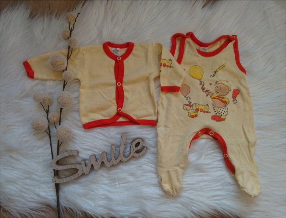 Set Shirt und Strampler gelb Neugeborene Newborn Gr. 56 in Rühen