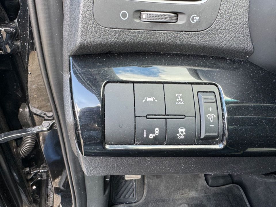 Kia Sorento 2.2 CRDi AWD Platinum Edition Automatik in Bad Krozingen