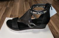 MJUS Sandale Sandalette Keilsandalette Leder schwarz Gr. 41 NEU Wuppertal - Cronenberg Vorschau