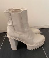 Plateau Stiefeletten Creme weiß 38 sehr guter Zustand Frankfurt am Main - Nordend Vorschau