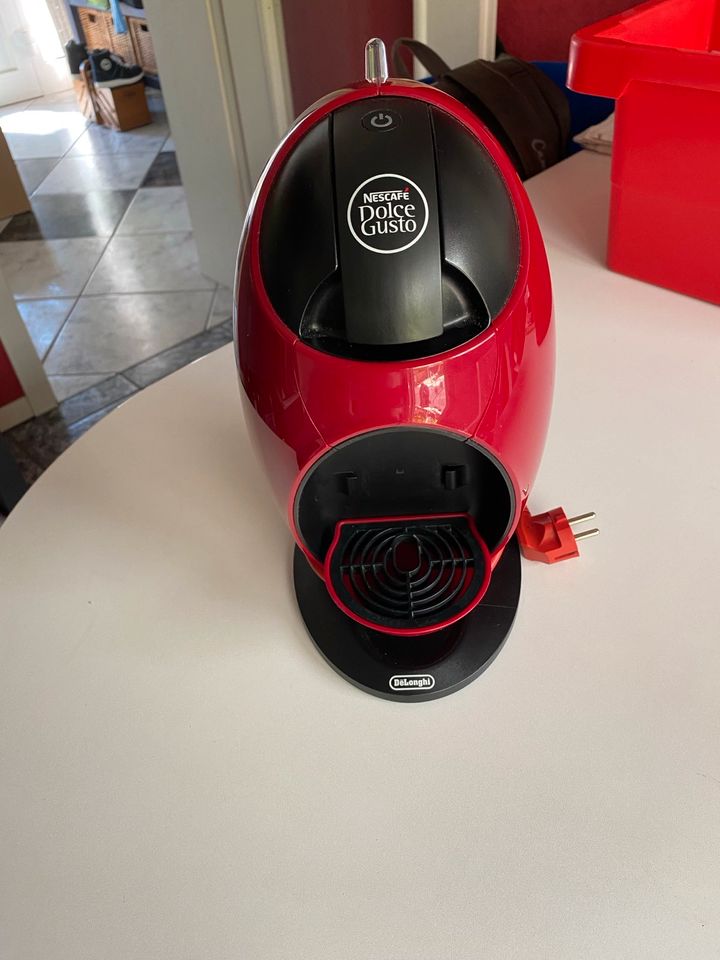 Kapselmaschine Dolce Gusto von dé Longhi in Düren