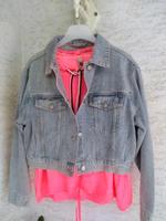 coole stylische Jeansjacke von Tredy aktuelle Kollektion Frankfurt am Main - Bergen-Enkheim Vorschau