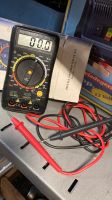 Batterieladegerät 12V und Multimeter Messgerätt Bayern - Vaterstetten Vorschau