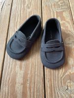 NEU! Zara Home Babyschuhe Loafer Taufe Navy Gr. 16/17 Stuttgart - Stuttgart-Süd Vorschau