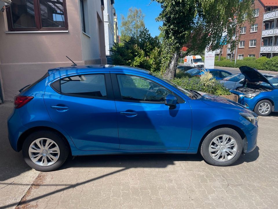 Mazda 2 Lim. Prime-Line TüV NEU S-HEFT KLIMA 1.HAND in Rostock