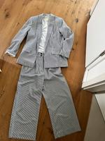 Blazer mit passender Hose Kiel - Hassee-Vieburg Vorschau