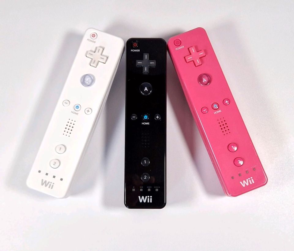 3x Original Nintendo Wii Controller Wii Remote Fernbedienung in Frankfurt am Main