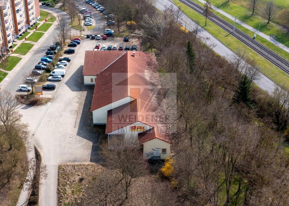 Ca. 967 m² Handelsfläche zur Miete! Grundstücksfläche ca. 4.976 m²! 60 Parkplätze! in Gera