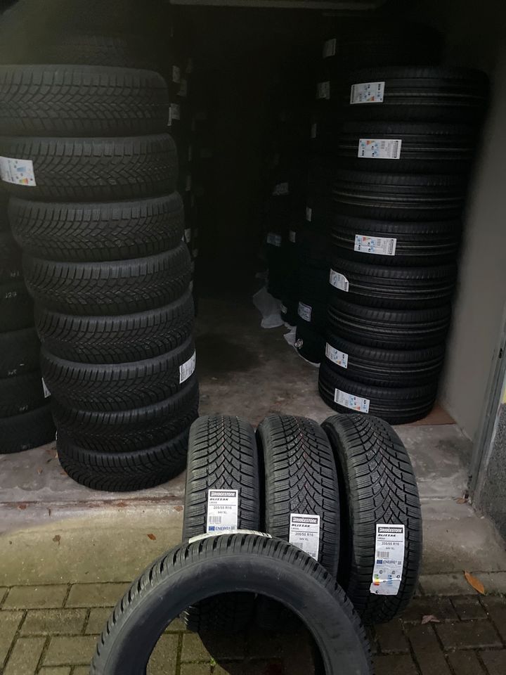 205 55 R 16  94 V XL Bridgestone Blizzak Neue Winterreifen M+S 22 in Solingen