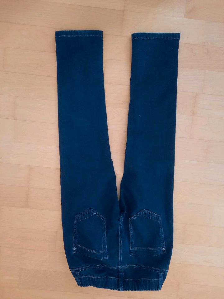 5 jeans 3 s.oliver, 1 esprit 1 hydro in Waldkirchen