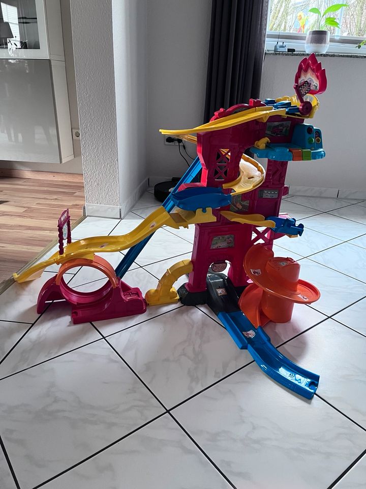 Großes Set Vtech Tut Tut Baby Flitzer in Raisdorf