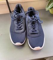 Turnschuhe Gr. 42 Hamburg-Nord - Hamburg Fuhlsbüttel Vorschau