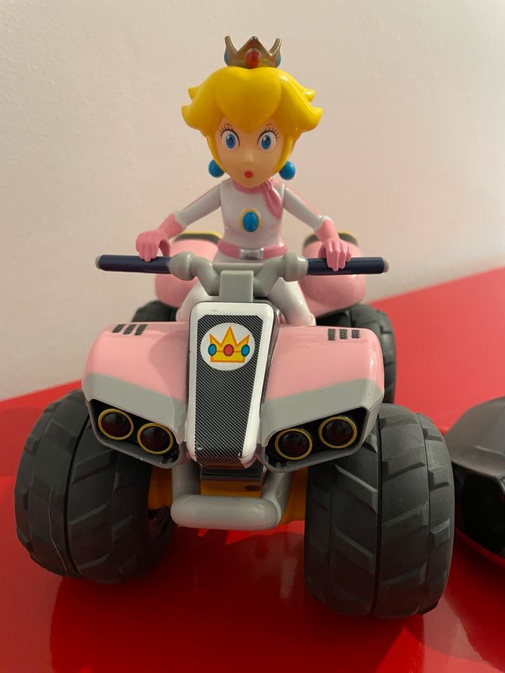 Prinzessin Peach Mario Kart Ferngesteuertes Auto Carrera in Homburg