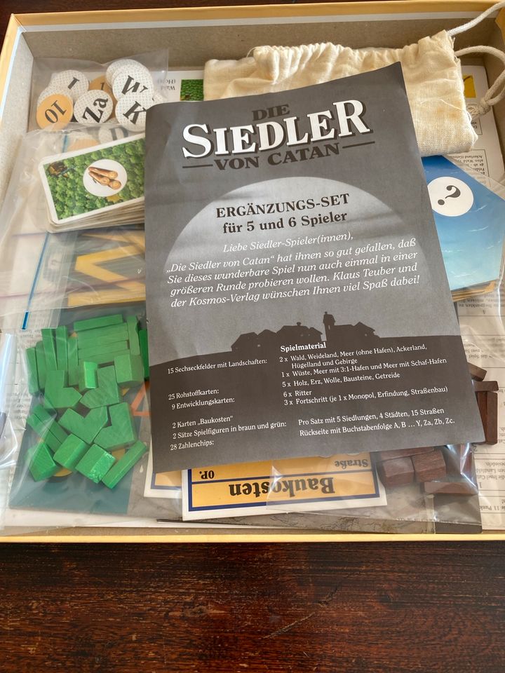 Die Siedler von Catan  + Ergänzungs-Set + Seefahrer Erweiterung in Berlin