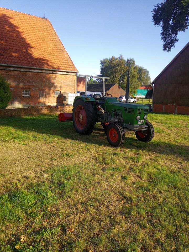 Deutz 5006 Strautman 2 Seitenkipper in Wardenburg