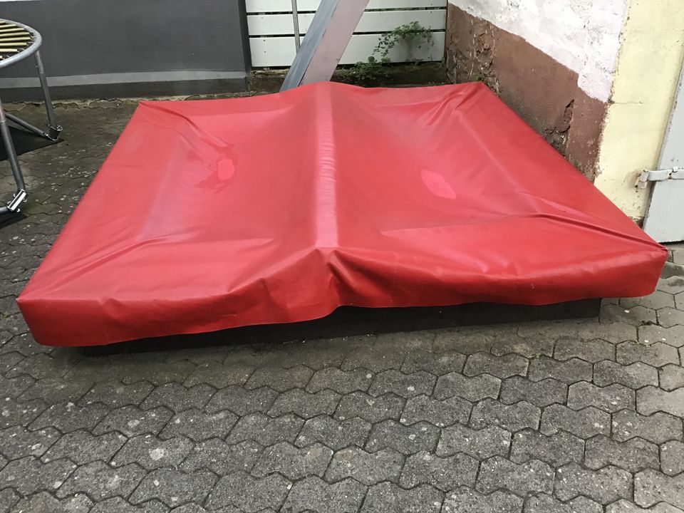 Stabile Abdeckplane 2m x 2 m für Sandkasten in Ubstadt-Weiher