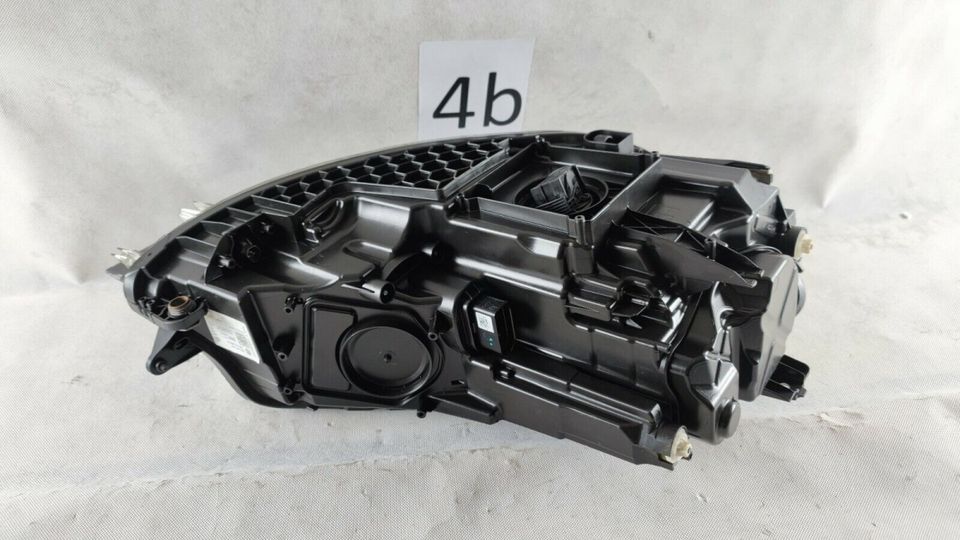 VW GOLF VII FACELIFT SCHEINWERFER LINKS FULL LED  5G1941035 5G1 in Neu-Isenburg