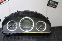 MERCEDES BENZ S204 KOMBIINSTRUMENT TACHOMETER TACHO A2049003702 Nordrhein-Westfalen - Dorsten Vorschau